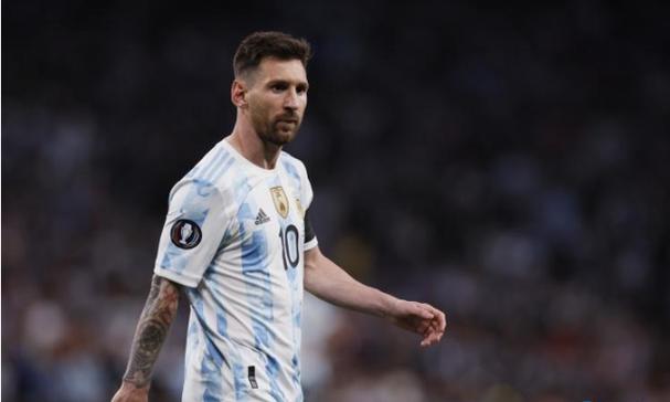 「左倾路线」博古的孙女，看不下去「负面多于正面」